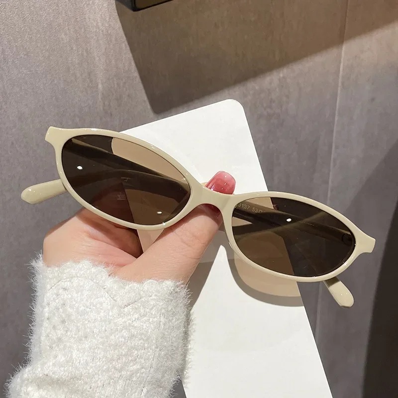 New Retro Sexy Cat Eye Sunglas - Vintage Fashion Trends ulasan dan harga