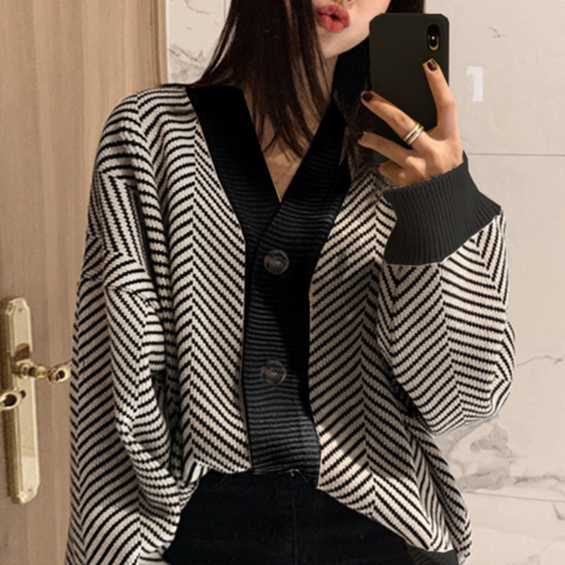 Autumn Winter Fashion Striped  - Vintage Fashion Postcards ulasan dan harga