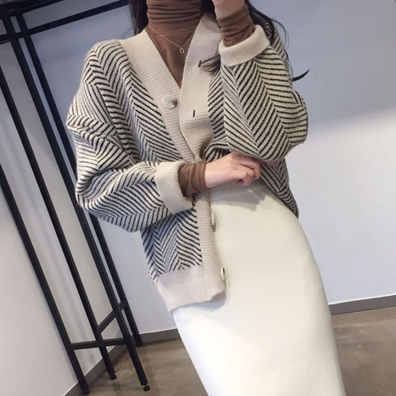 Autumn Winter Fashion Striped  - Vintage Fashion Postcards ulasan dan harga