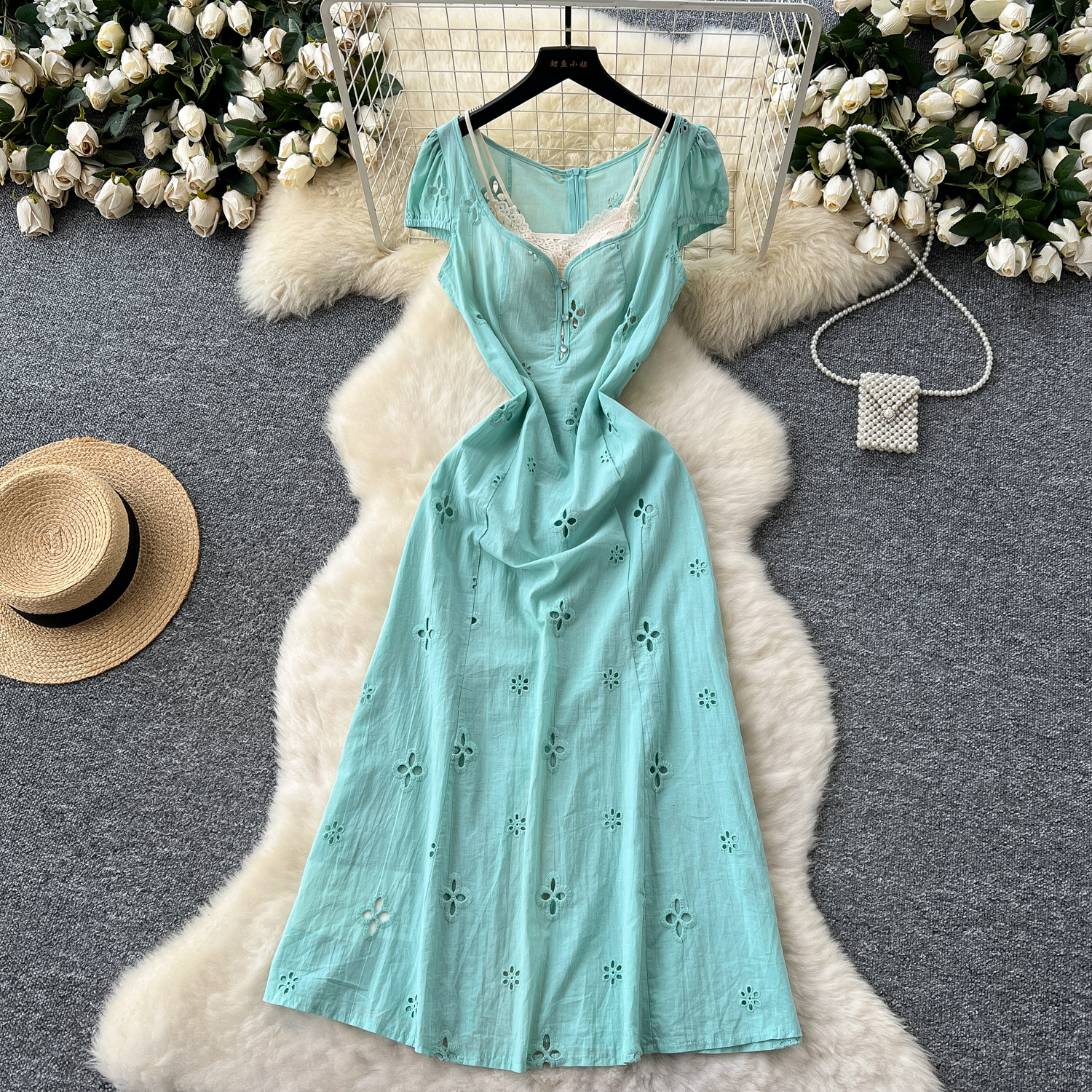 Chic lace Embroidered hollow o - Vintage Fashion Fabrics ulasan dan harga
