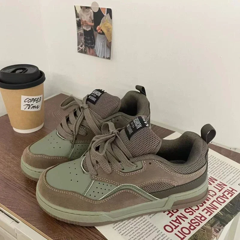 Fashion Vintage Sneakers Men A - Vintage Fashion Trends ulasan dan harga