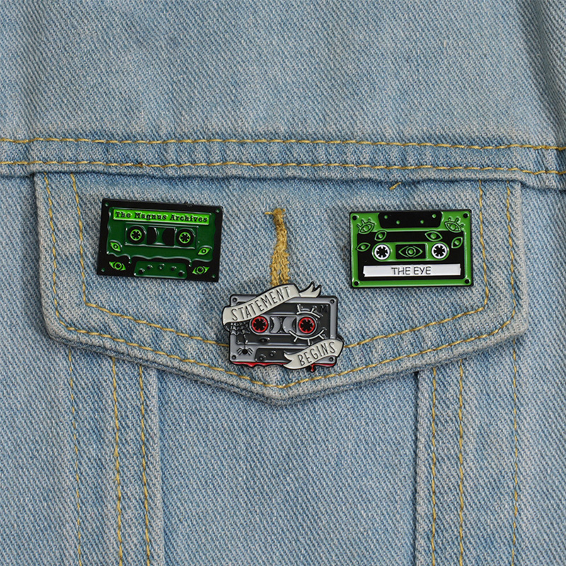 90s Retro Cassettes Enamel Pin - Vintage Fashion Archive ulasan dan harga