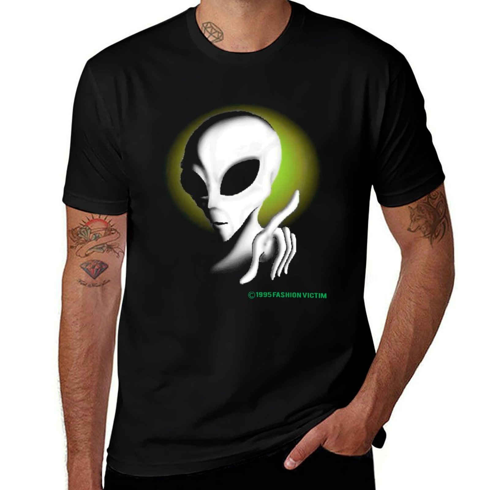 1995 ALIEN Vintage Glow In The - Vintage Fashion Victim ulasan dan harga