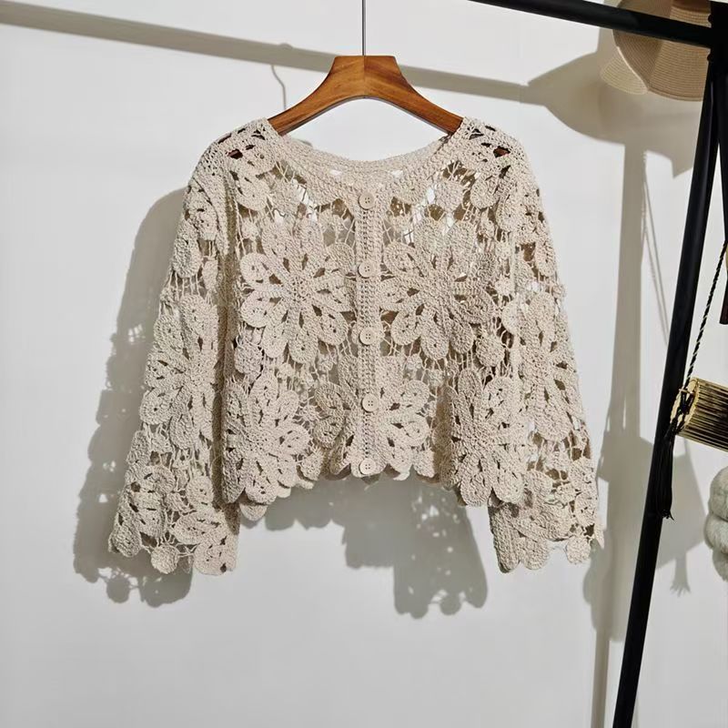 Retro Hook Flower Hollow Out T - Vintage Fashion Postcards ulasan dan harga