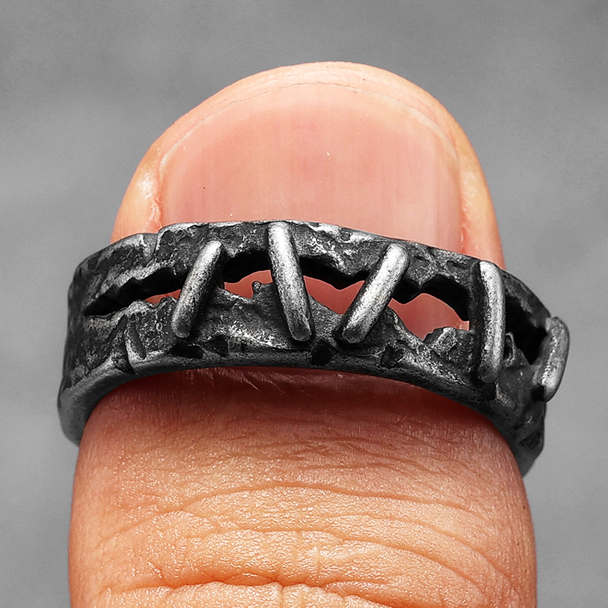 Retro Suture Men Rings Stainle - Vintage Fashion Newtown ulasan dan harga